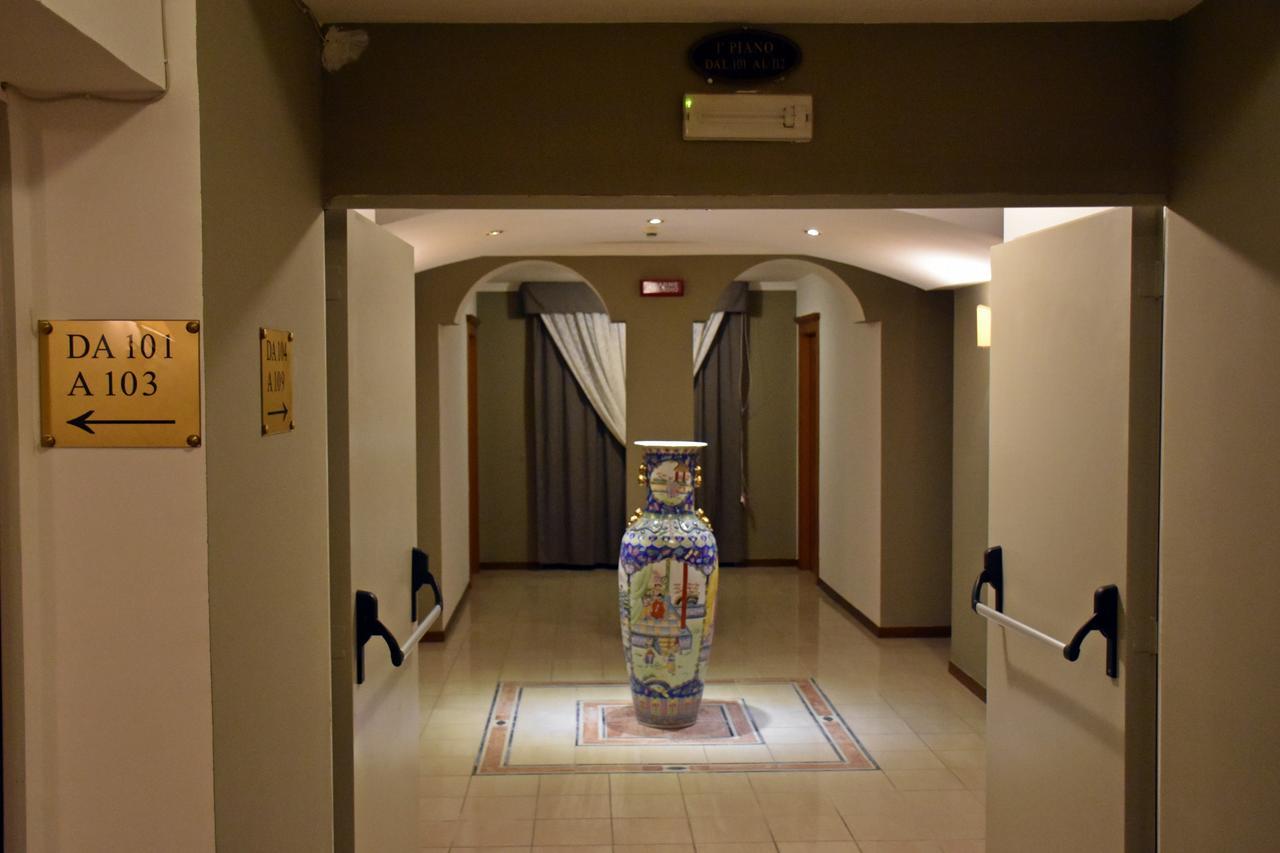 קסטל וולטורנו Hotel Joy מראה חיצוני תמונה
